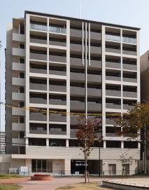 カスタリア東比恵 （旧：NCR博多駅東）