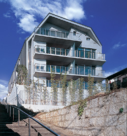 ヴィスコンティ覚王山