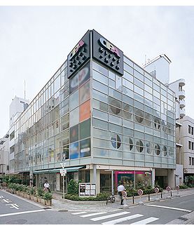 心斎橋OPAきれい館