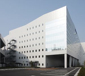 草加物流センター